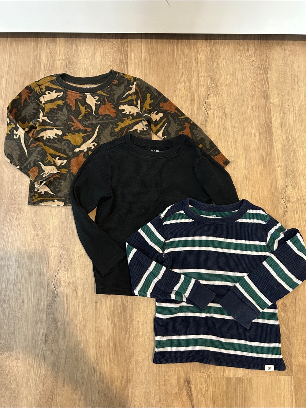 Old Navy Kids Long-Sleeve Stripe Thermal Top - Navy & Green